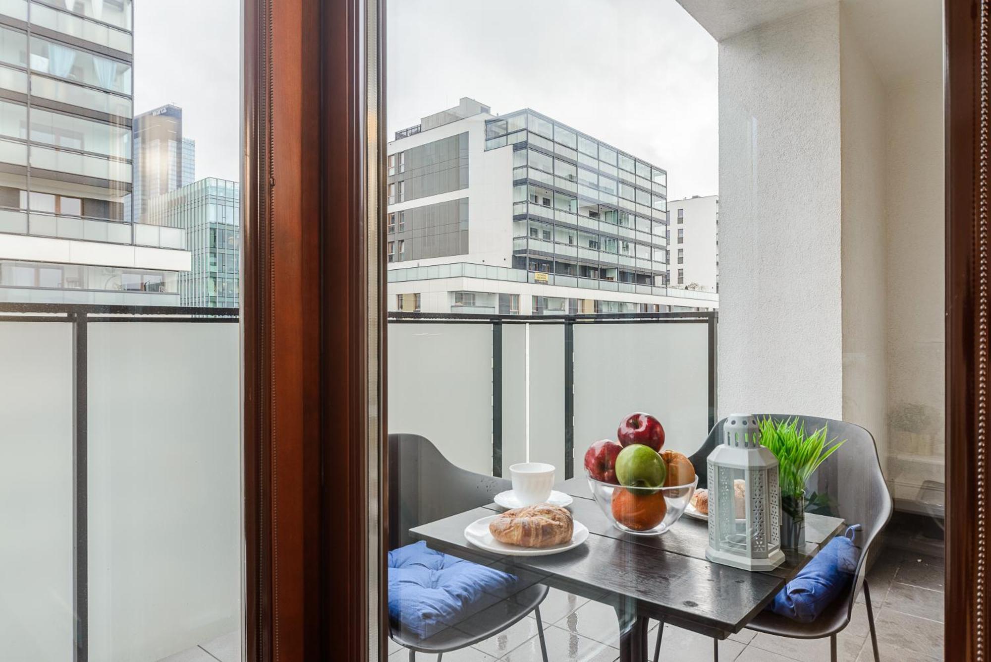 Luxury Apartments Mennica Residence With Parking Warsaw Exterior photo