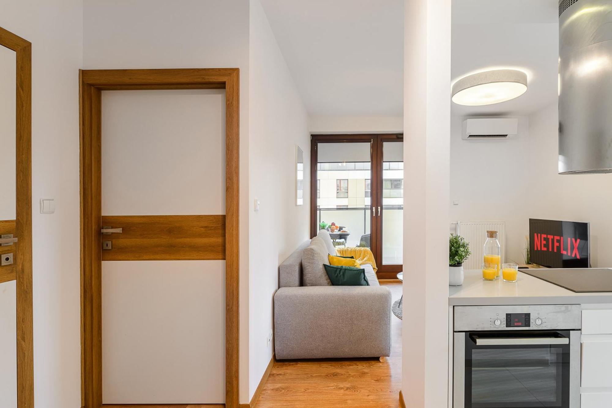 Luxury Apartments Mennica Residence With Parking Warsaw Exterior photo