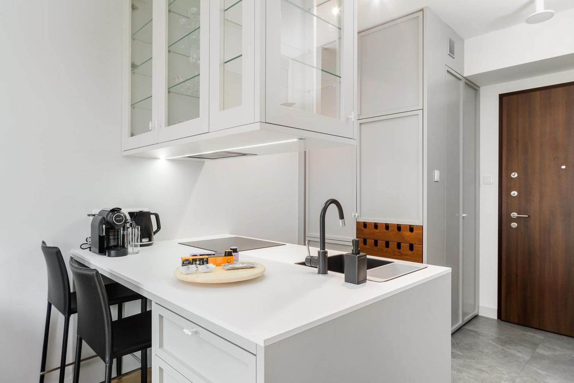 Luxury Apartments Mennica Residence With Parking Warsaw Exterior photo